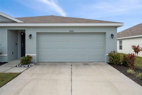 A home in PARRISH