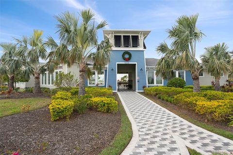 A home in PARRISH