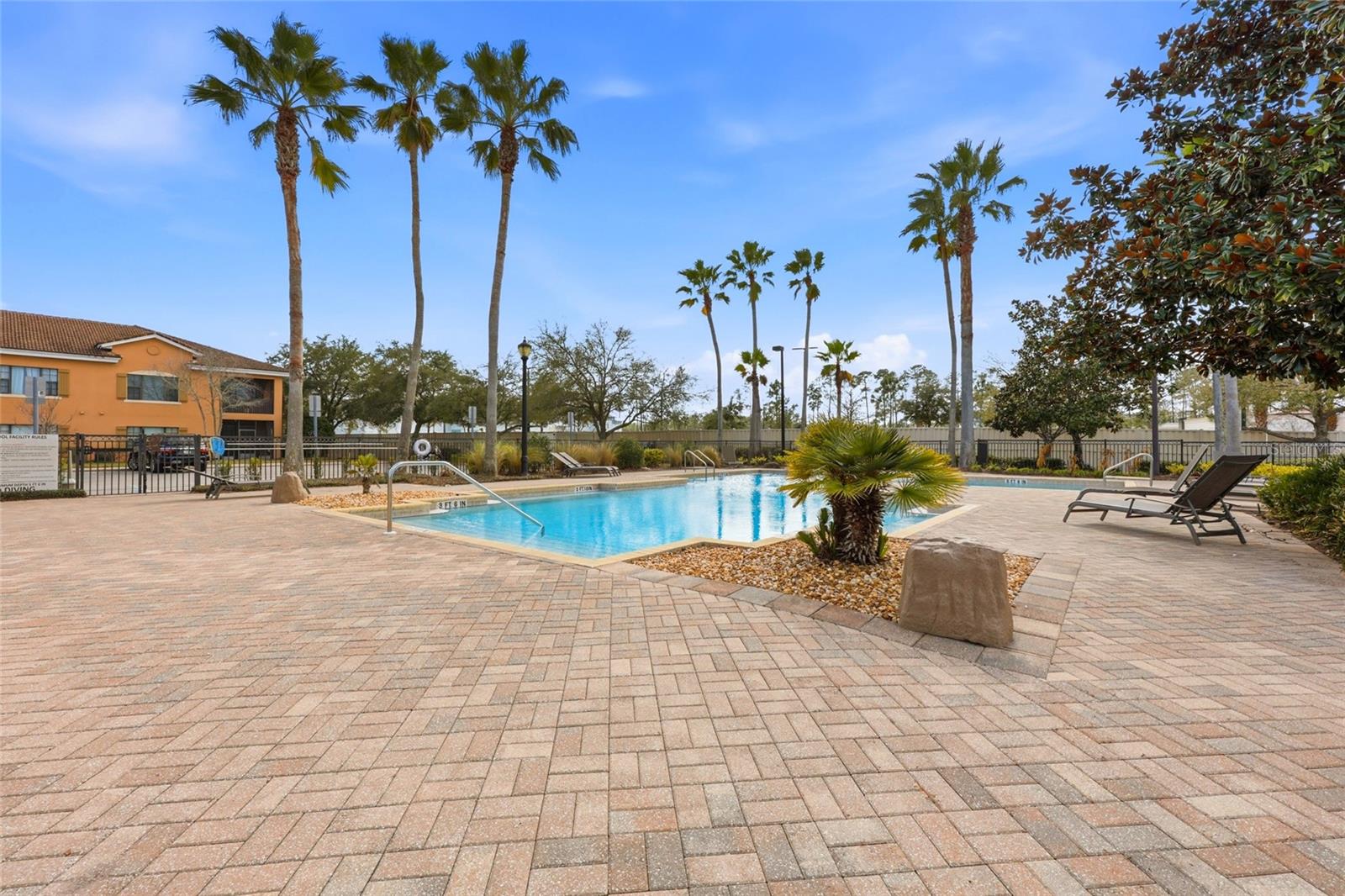 EL JARDIN 02 - Residential