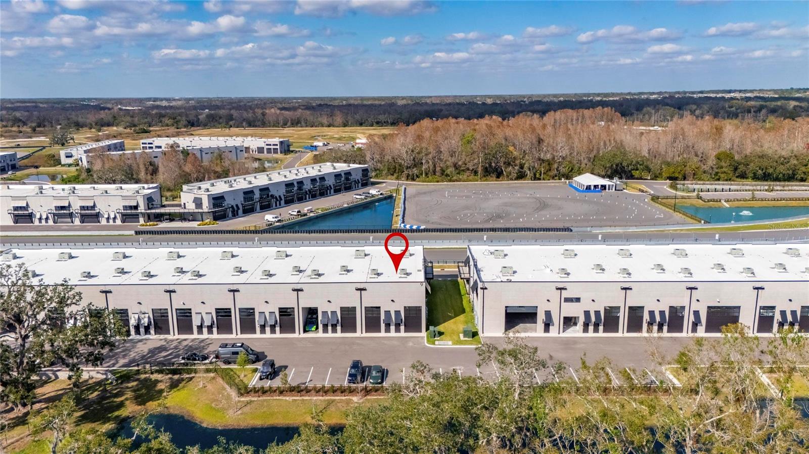 MOTOR ENCLAVE PH 1 - Commercial Sale