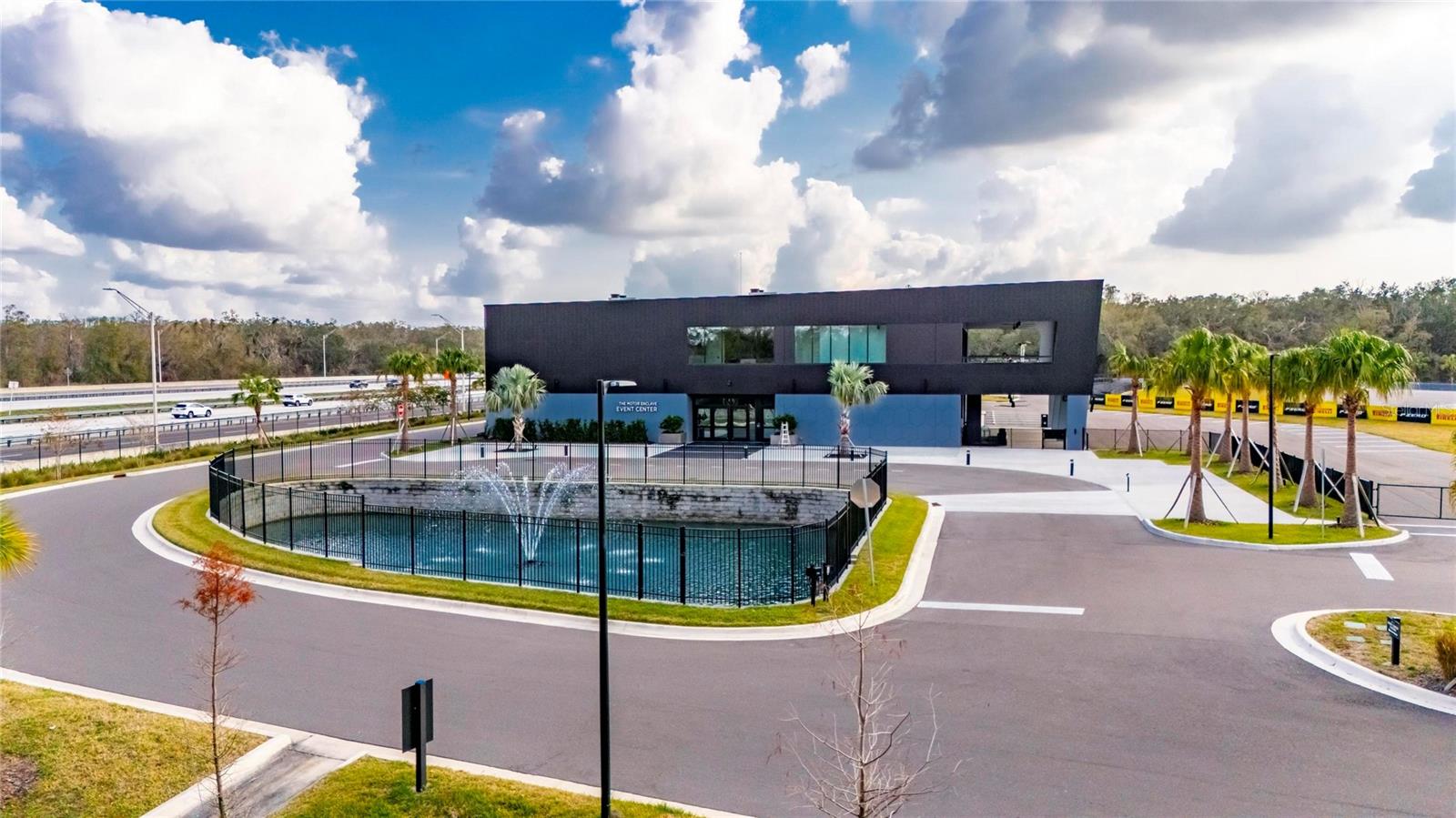 MOTOR ENCLAVE PH 1 - Commercial Sale