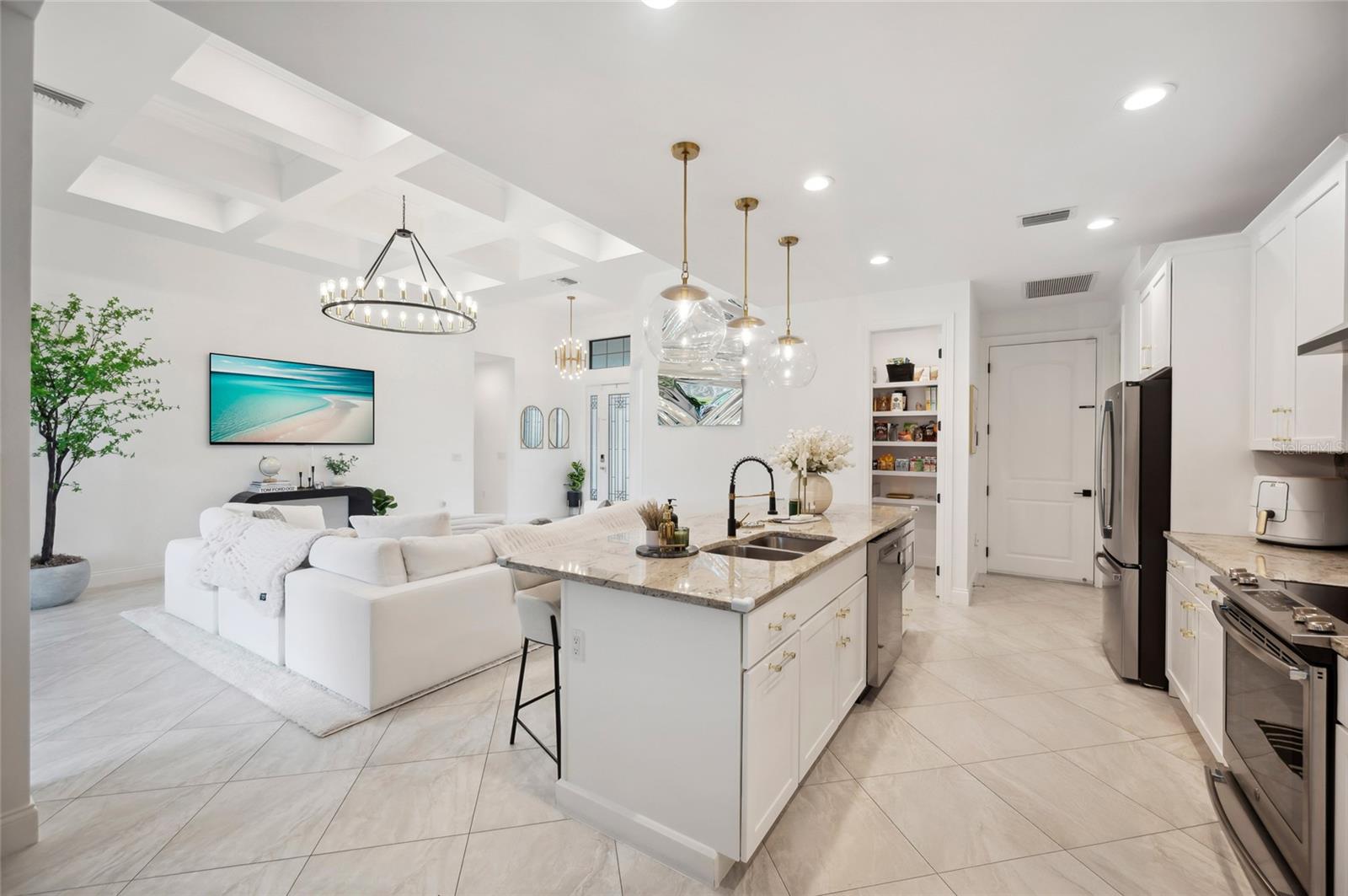 PUNTA GORDA ISLES SEC 05 - Residential Lease