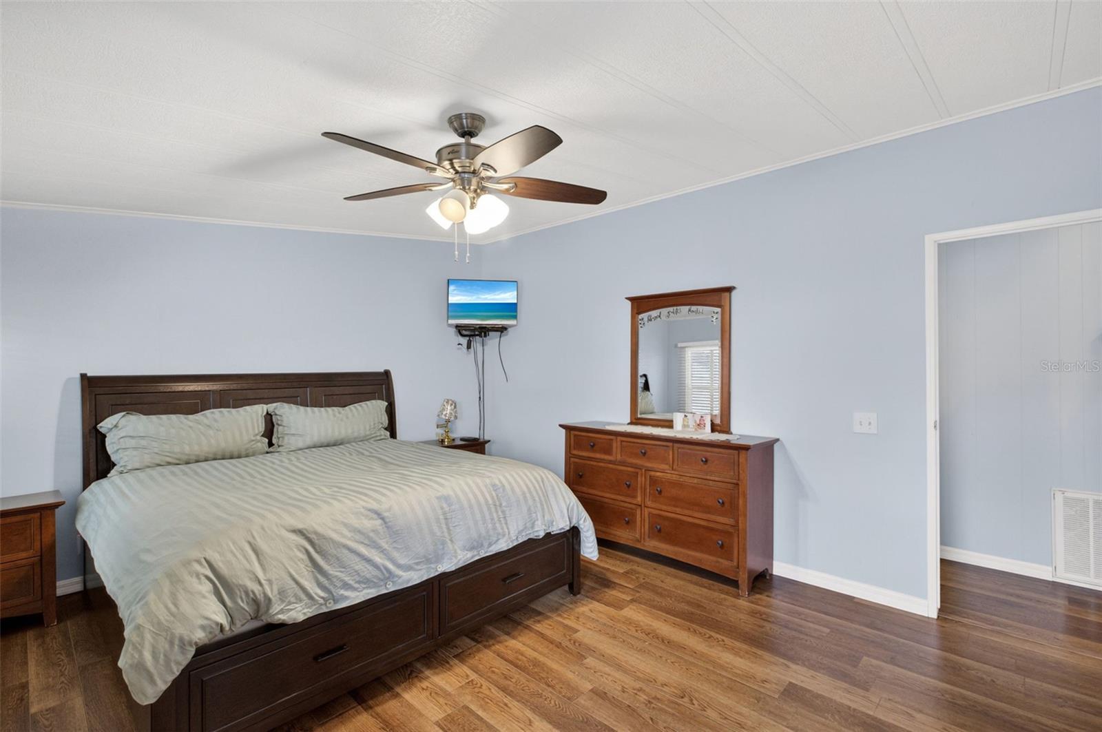 HARBOR ISLES III - Residential