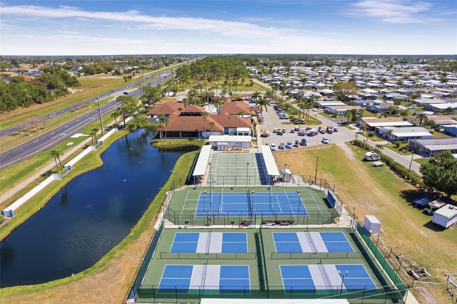 HARBOR ISLES III - Residential