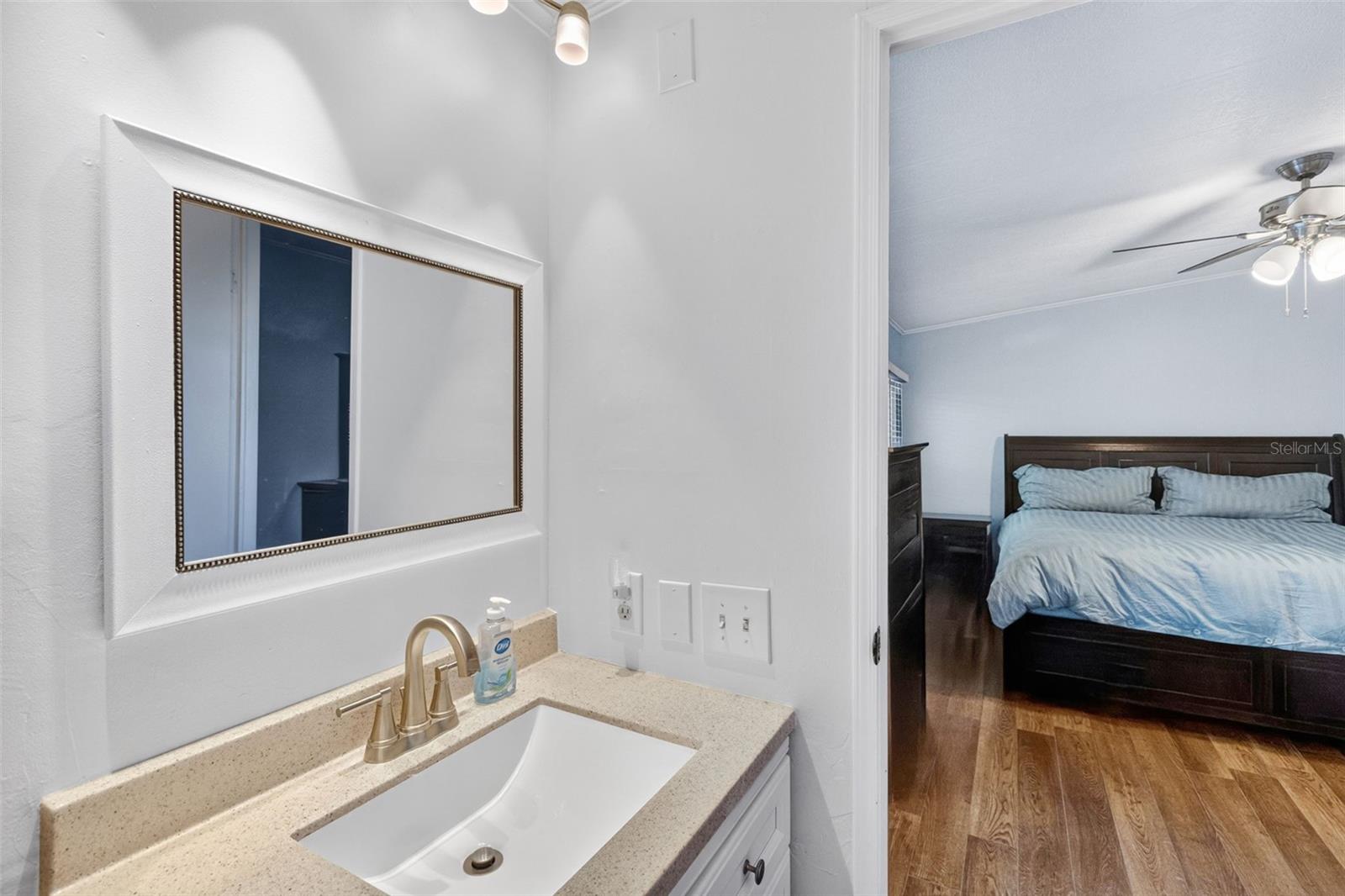 HARBOR ISLES III - Residential