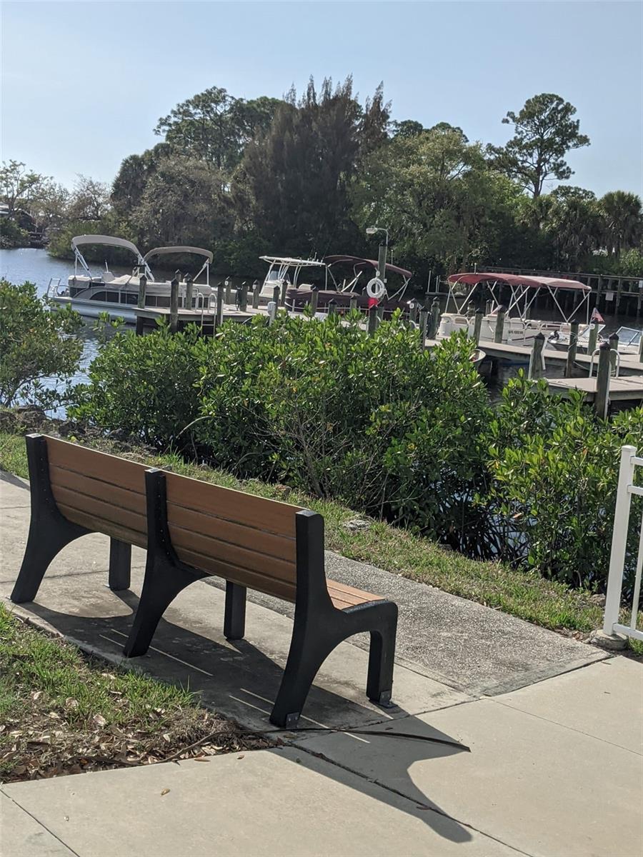 HARBOR ISLES III - Residential