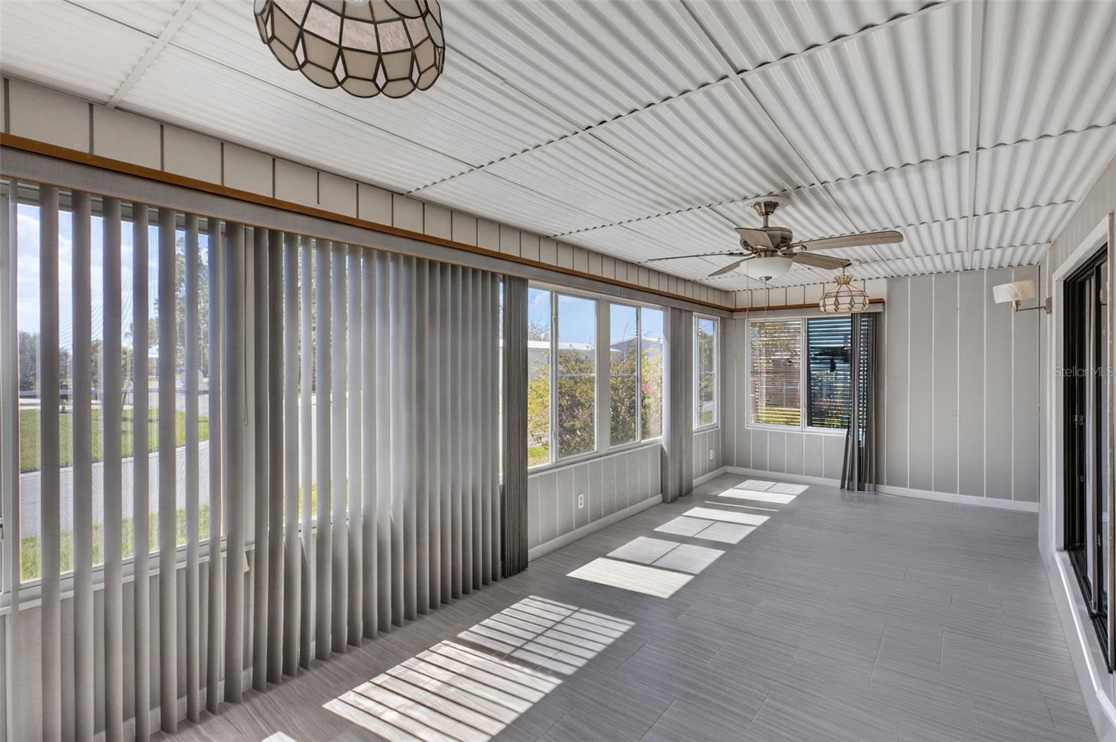 HARBOR ISLES III - Residential