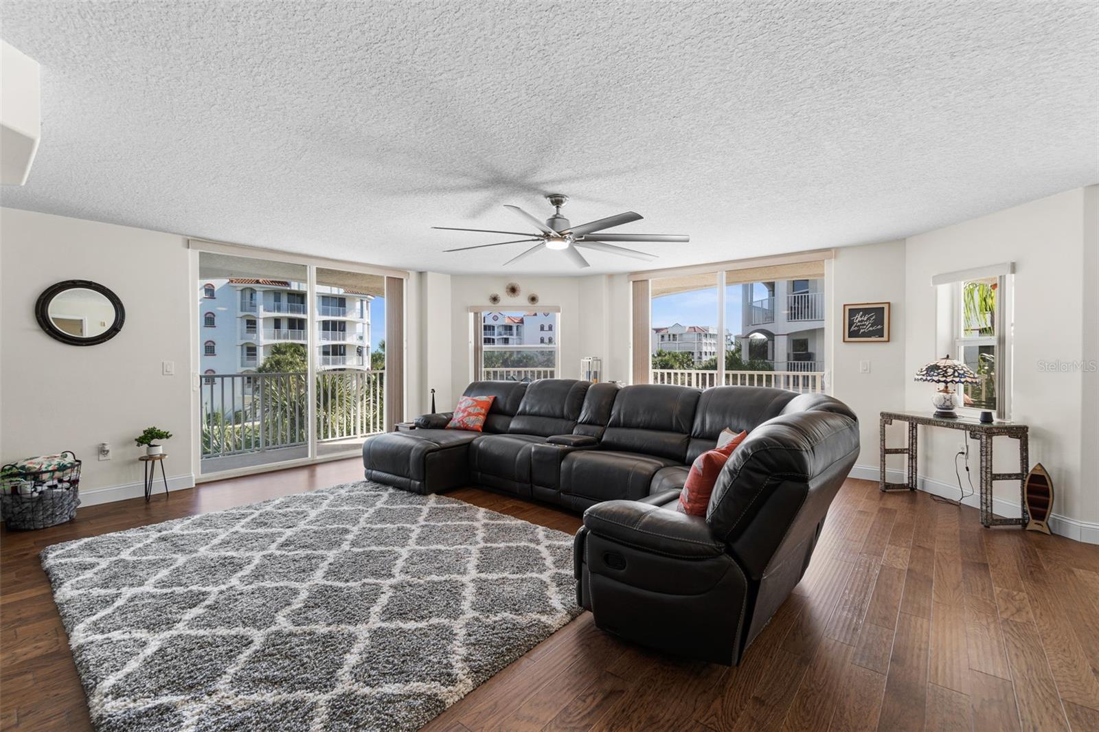 PUERTO DEL RIO PH 1 - Residential