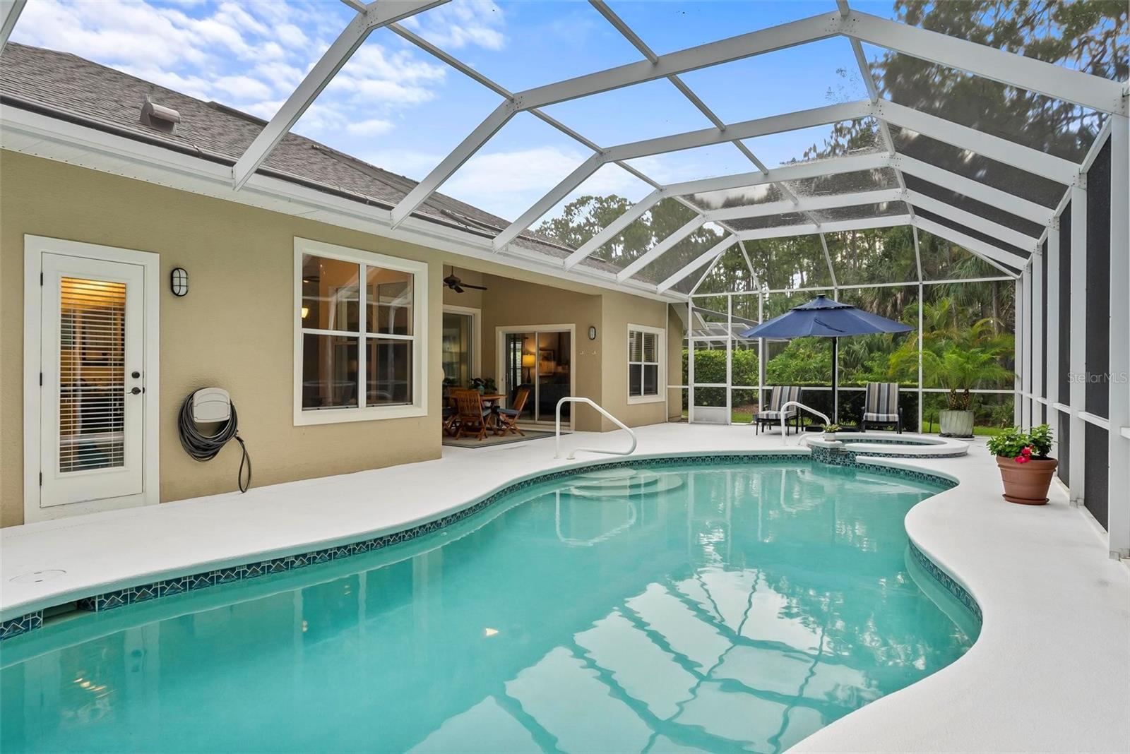 1254 ROYAL POINTE LANE
