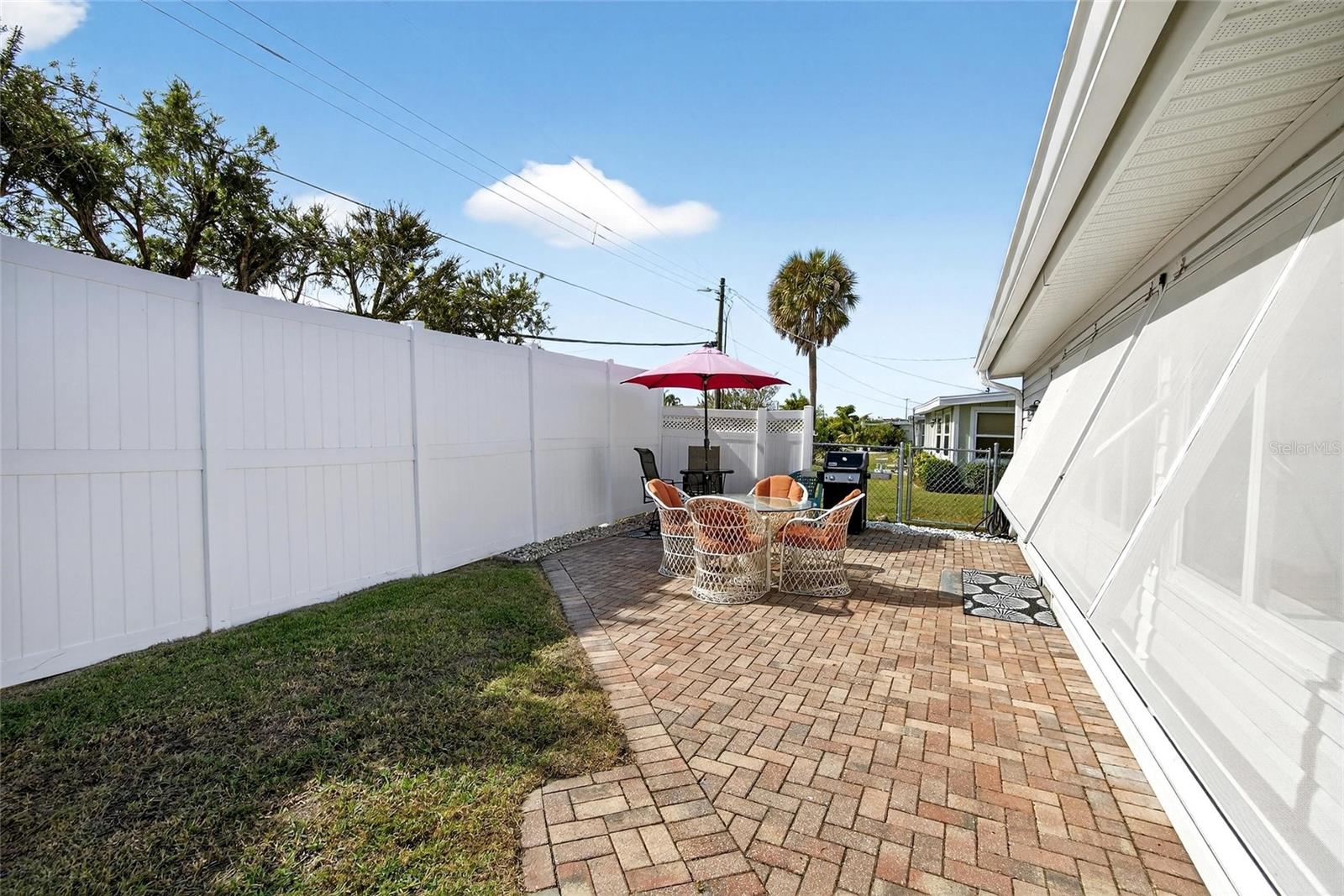 DEL WEBBS SUN CITY FLORIDA UN - Residential