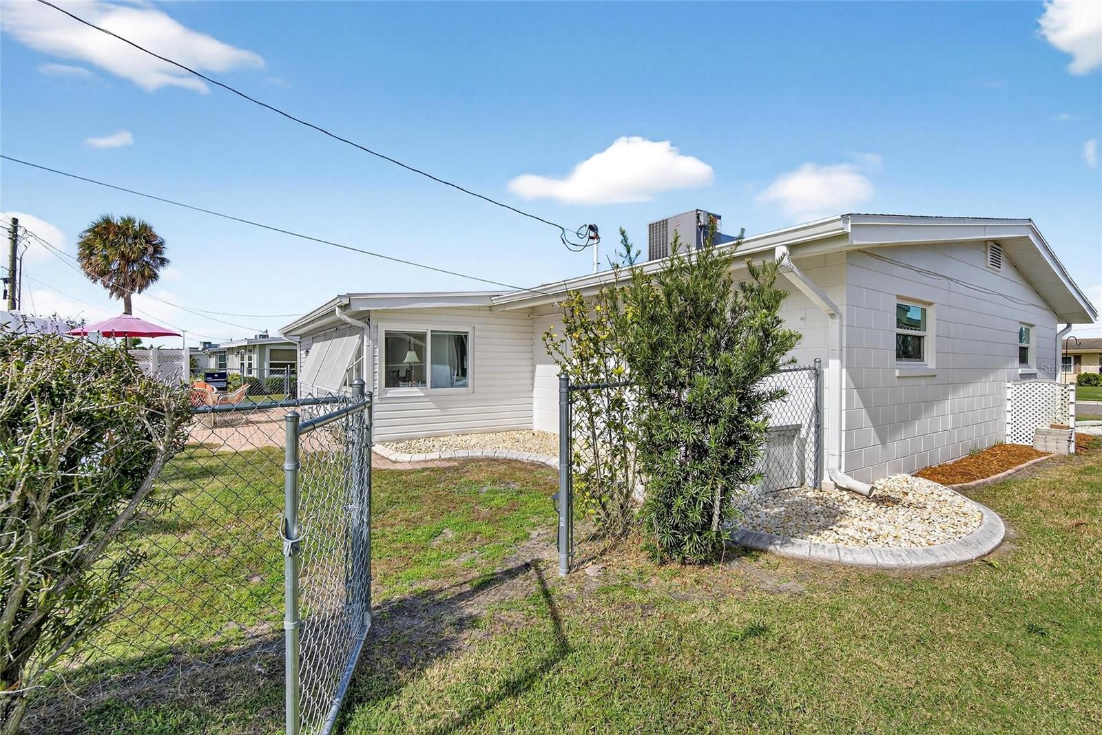 DEL WEBBS SUN CITY FLORIDA UN - Residential