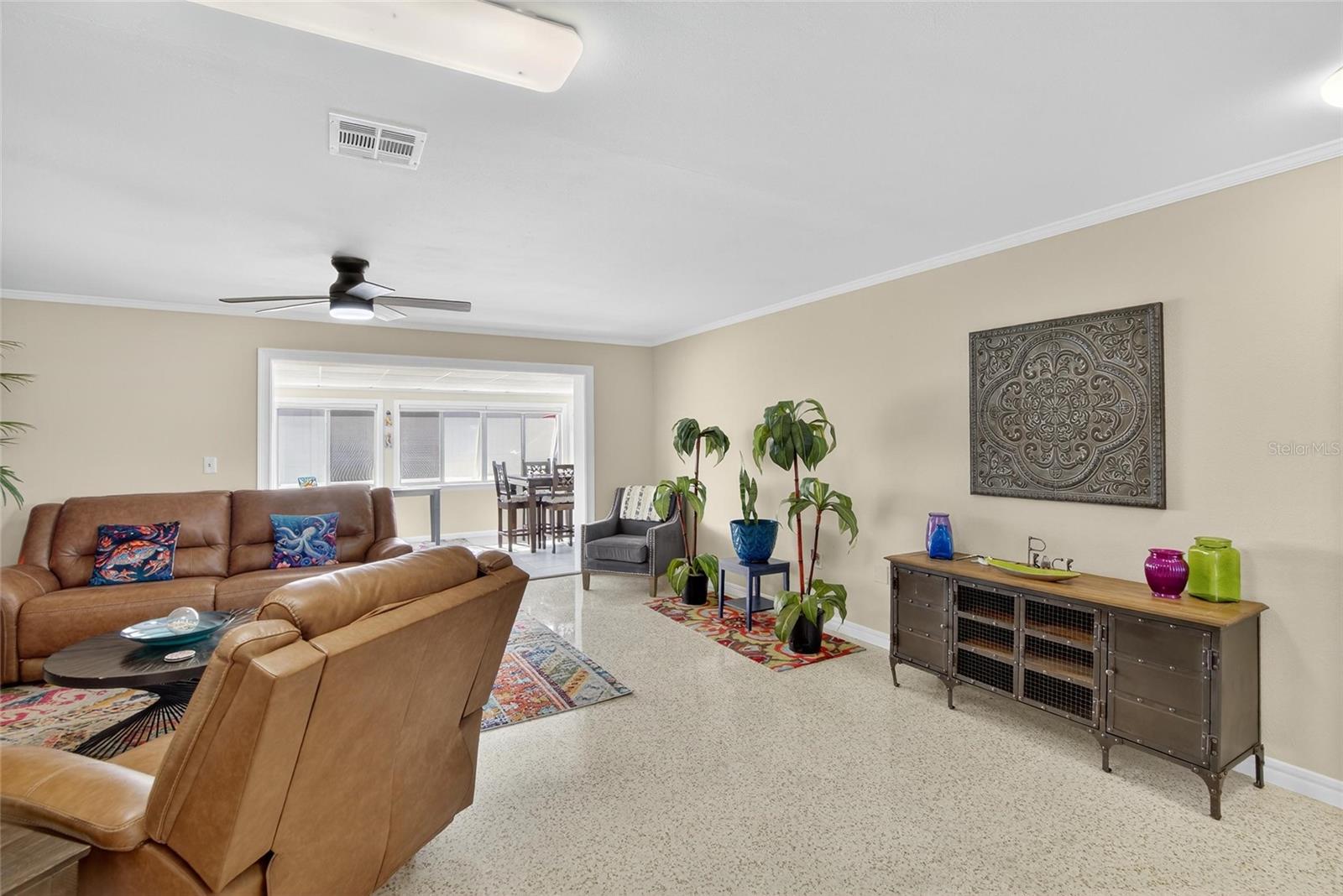 DEL WEBBS SUN CITY FLORIDA UN - Residential