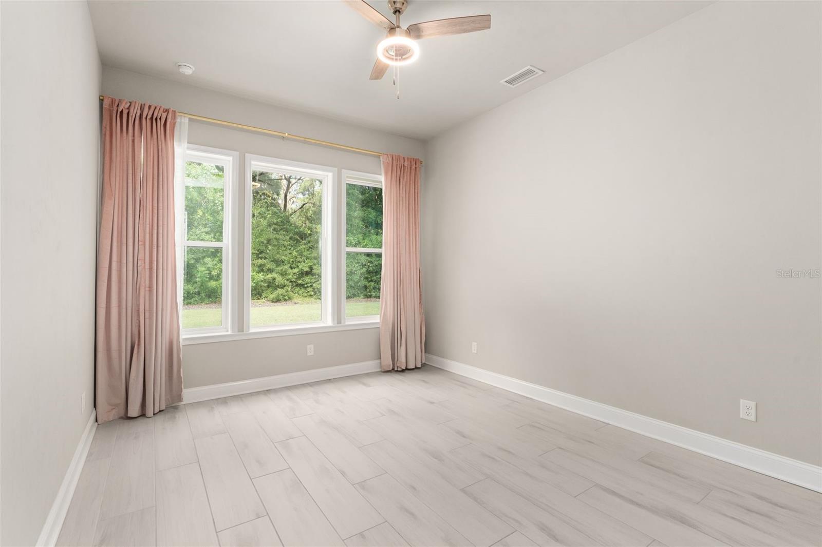 OAKMONT PH 3 PB 35 PG 60 - Residential