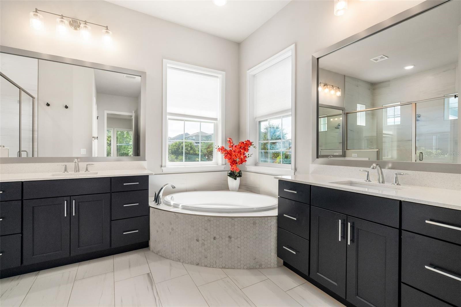 OAKMONT PH 3 PB 35 PG 60 - Residential