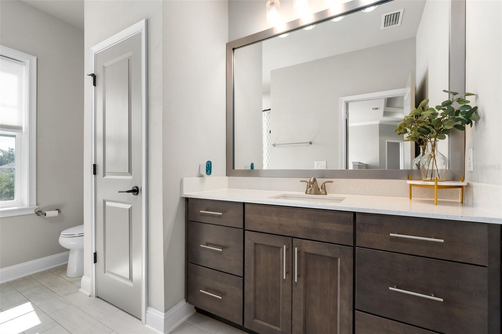 OAKMONT PH 3 PB 35 PG 60 - Residential