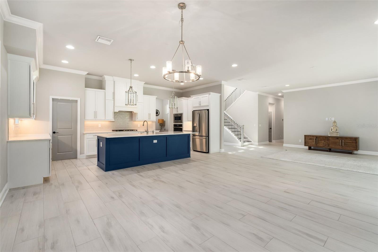 OAKMONT PH 3 PB 35 PG 60 - Residential