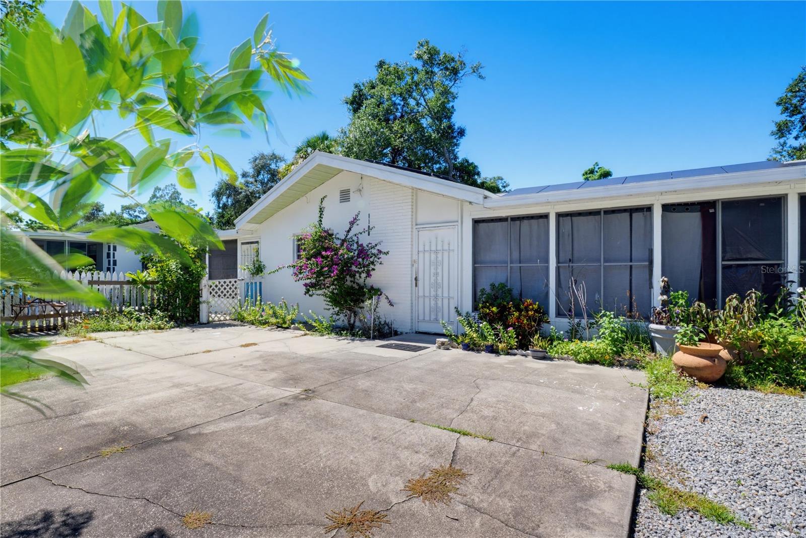 1100 EWING AVENUE