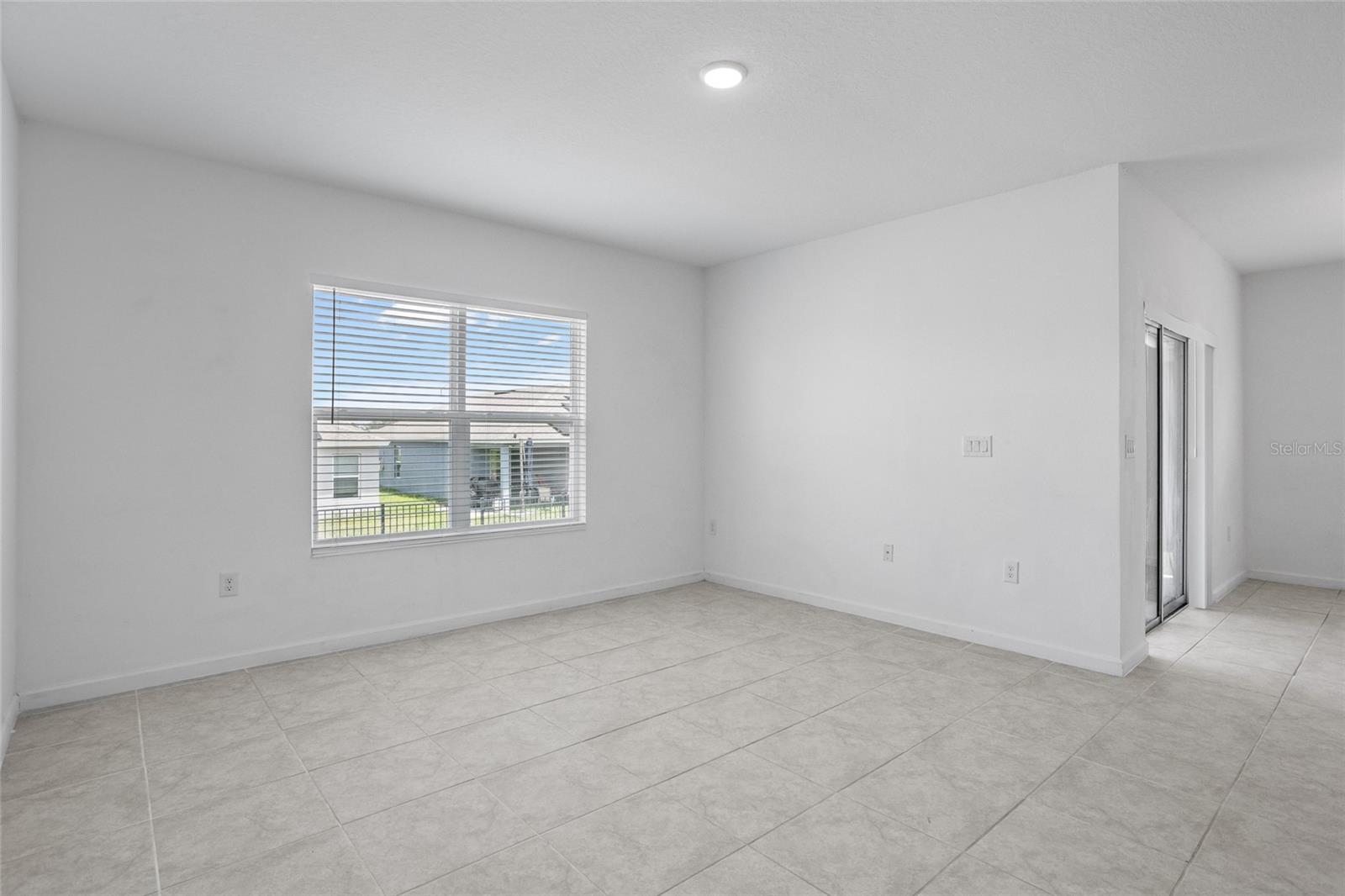HAMMOCK RESERVE PHASE 1 PB 183 PGS 26-38 LOT 85 - Residential
