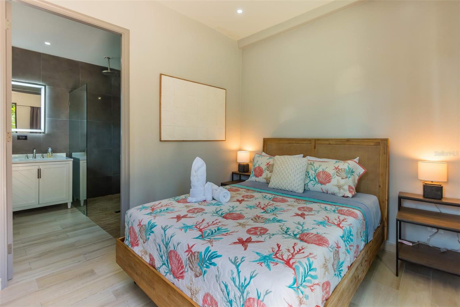 LAS PICUAS - Residential