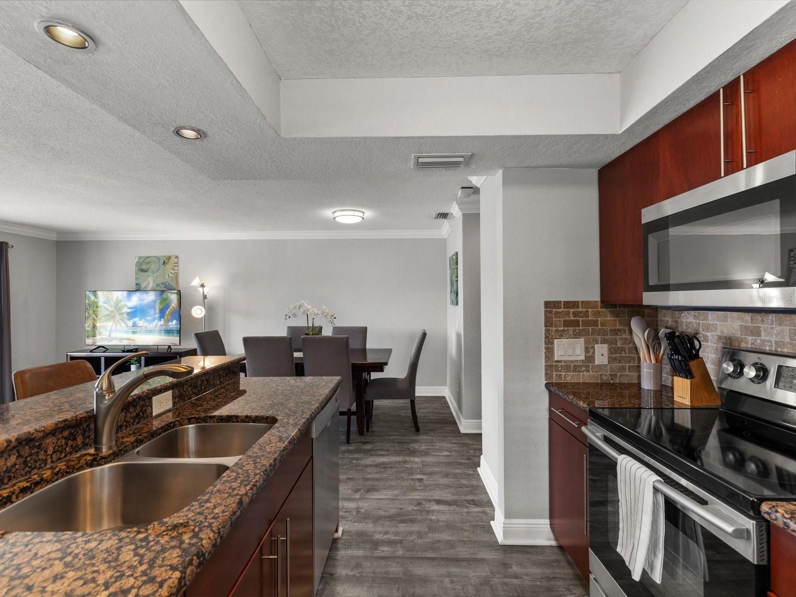 BAYSIDE SUB 2 - Residential Lease