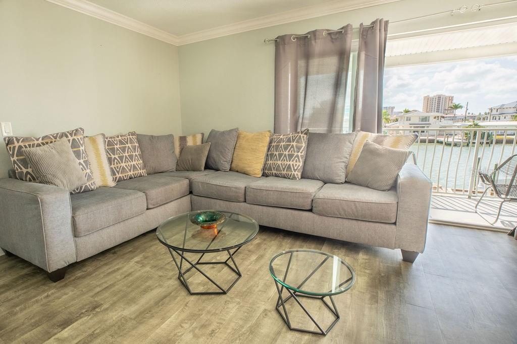 BAYSIDE SUB 2 - Residential Lease