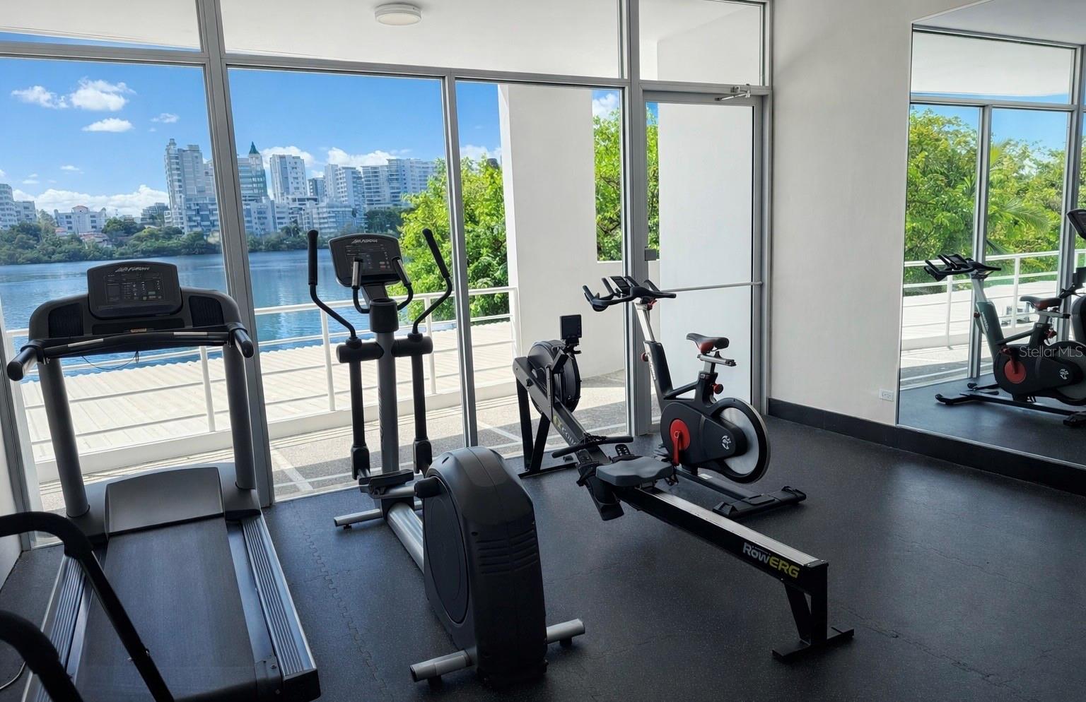 ASHFORD LAGOON PLAZA - Residential