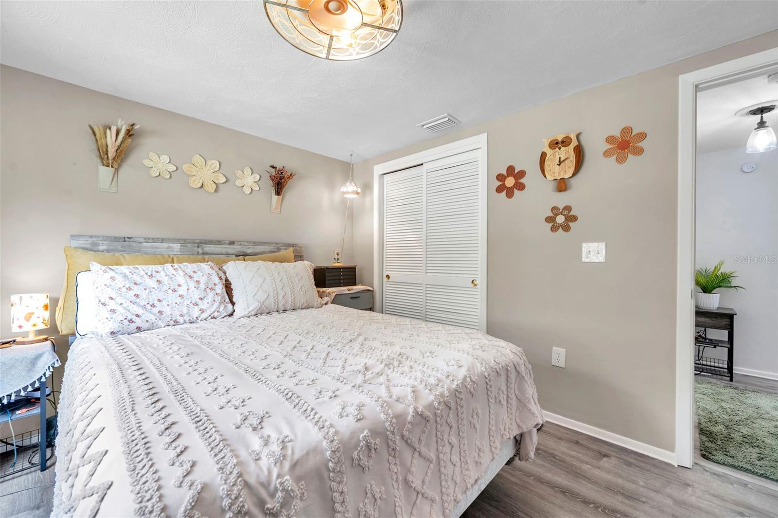 BEACON WOODS VILLAGE - Residential