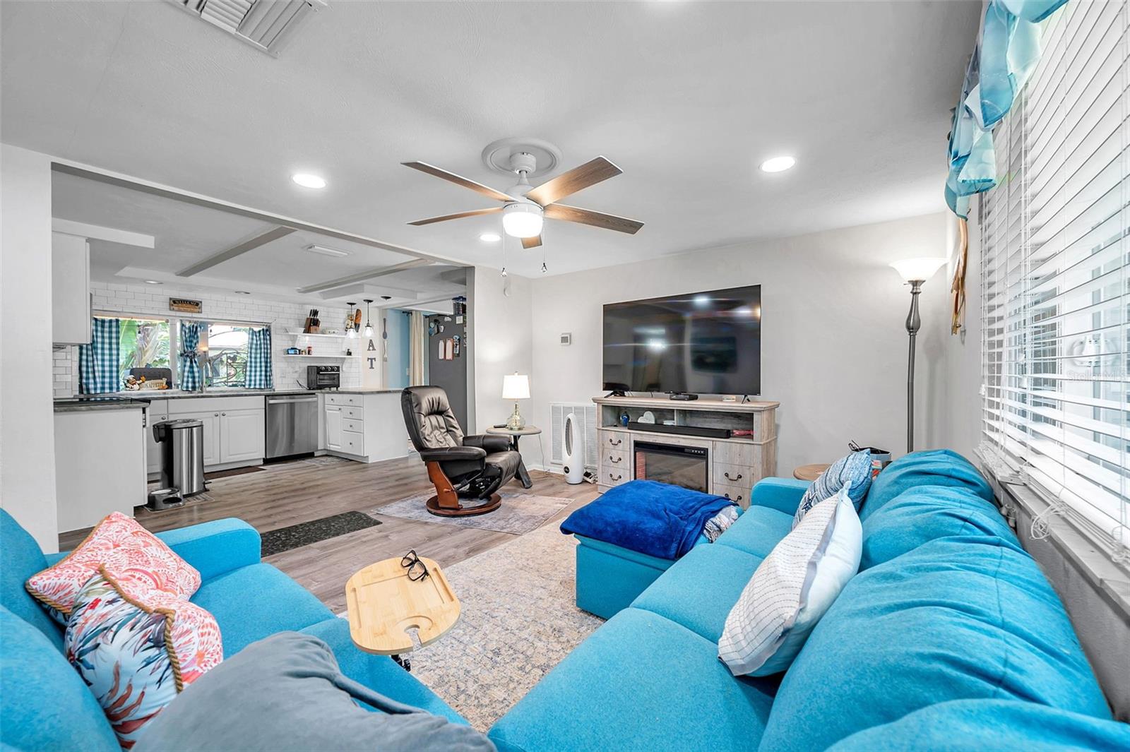 BEACON WOODS VILLAGE - Residential