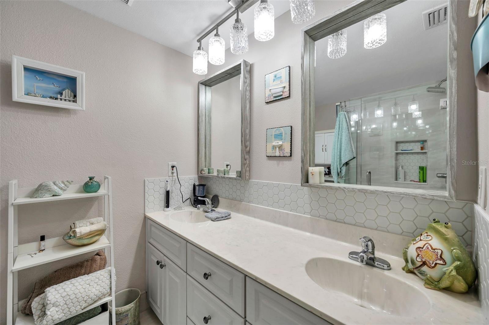 BEACON WOODS VILLAGE - Residential