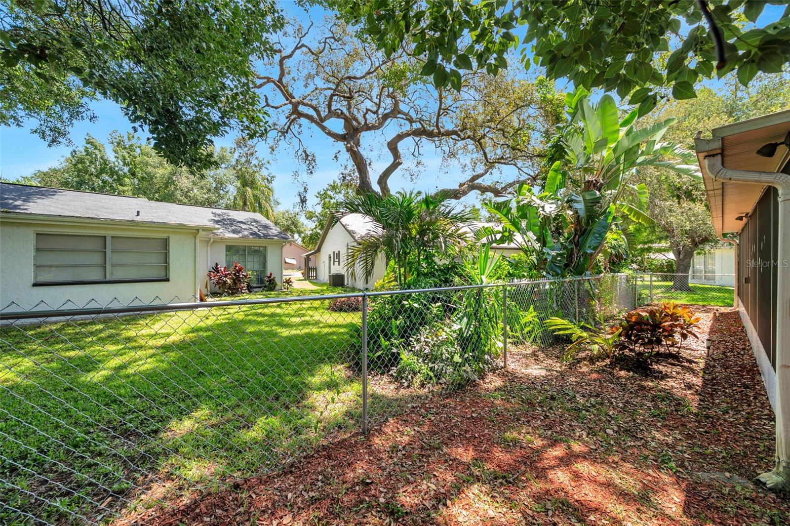 BEACON WOODS VILLAGE - Residential