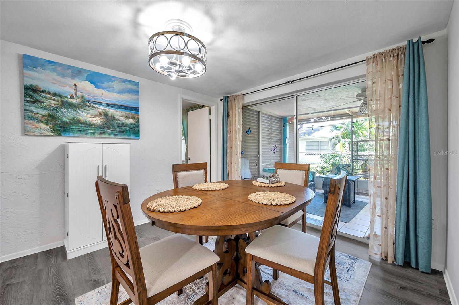 BEACON WOODS VILLAGE - Residential