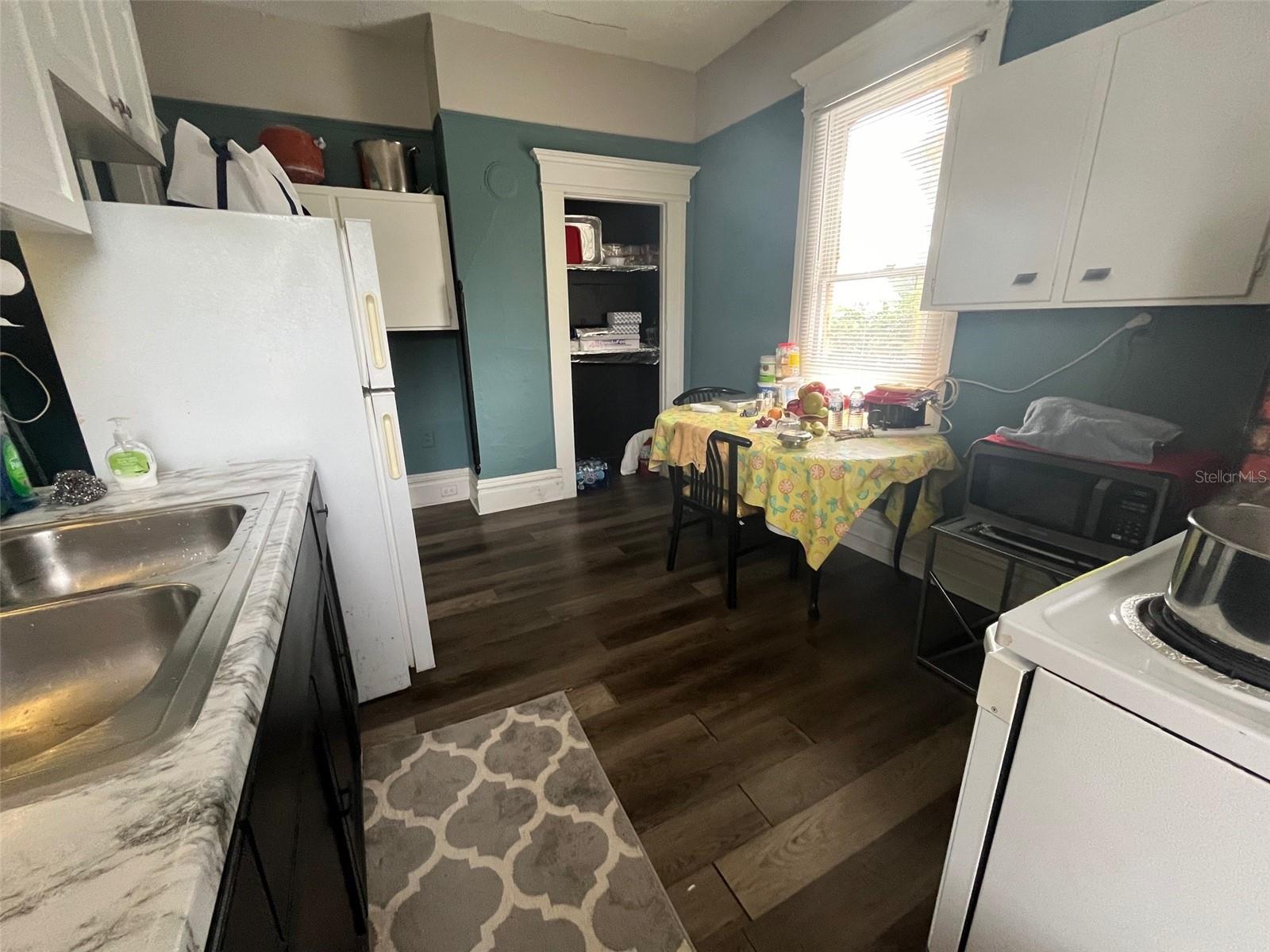 KENNEDYS TAMPA HEIGHTS - Residential Lease