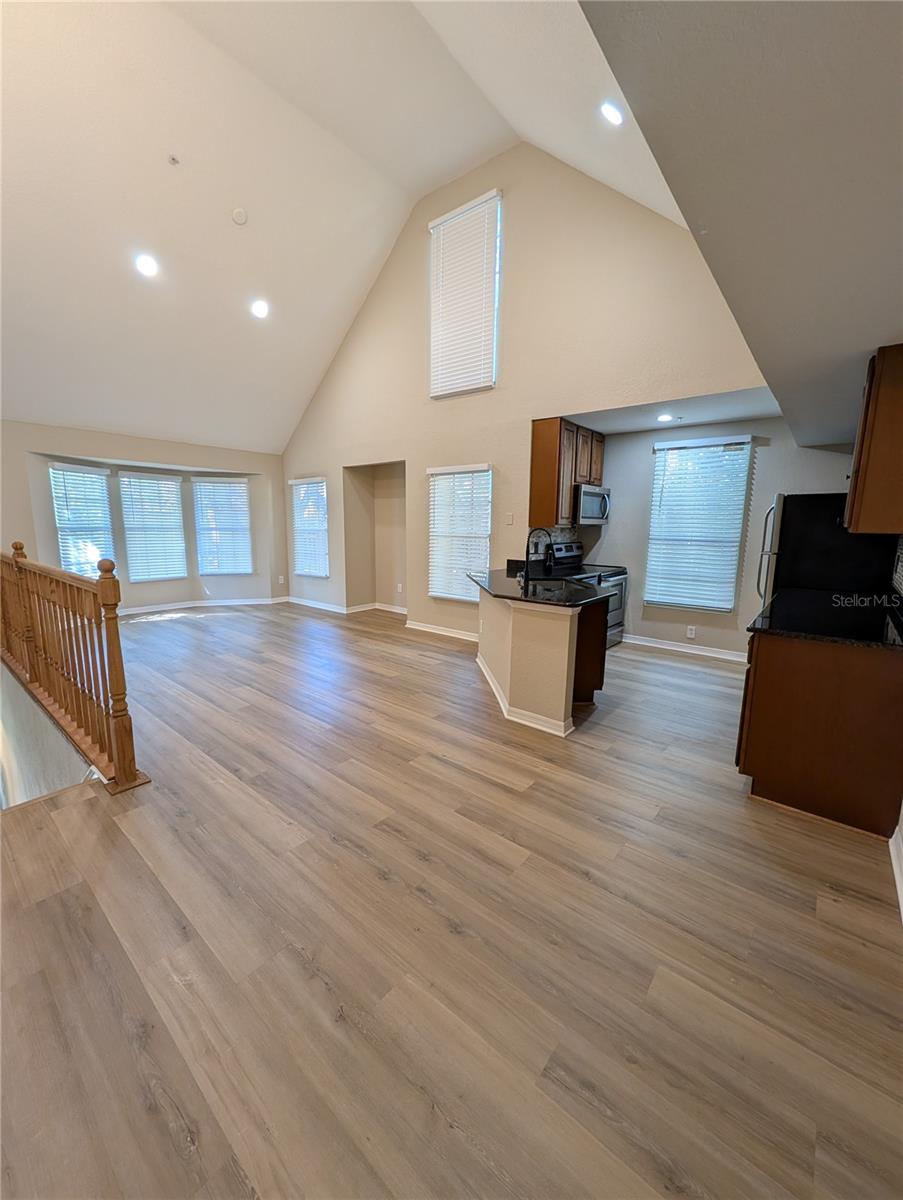 AZUR/METROWEST - Residential Lease