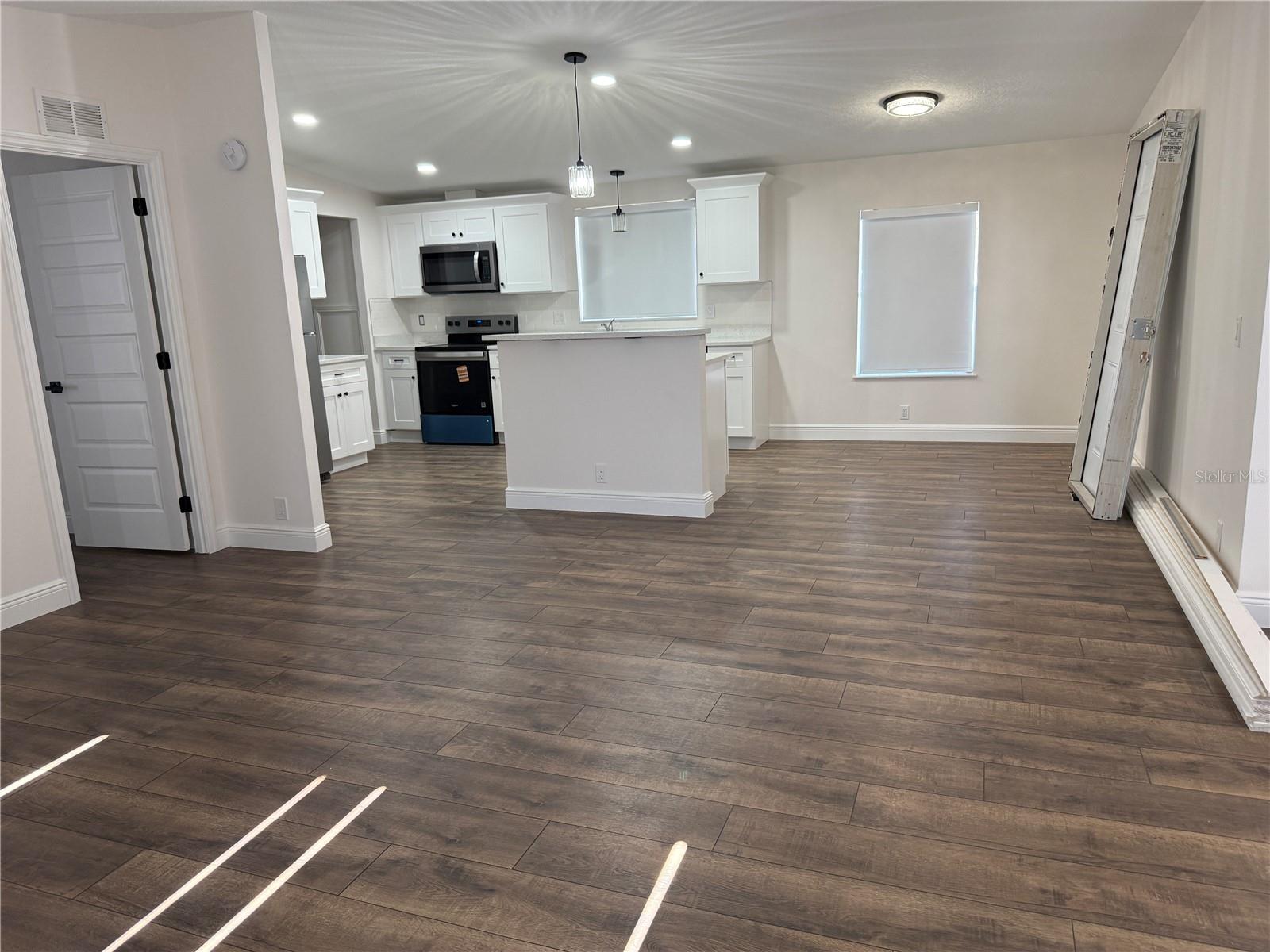 MORELAND PARK SUB - Residential