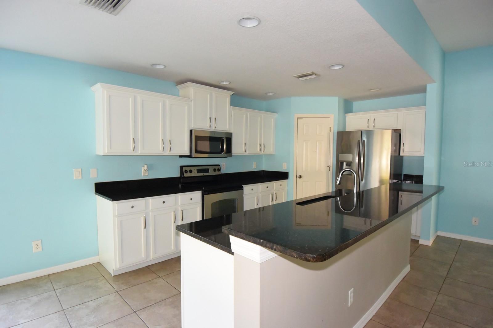 KINGSFIELD LAKES PH 2 - Residential