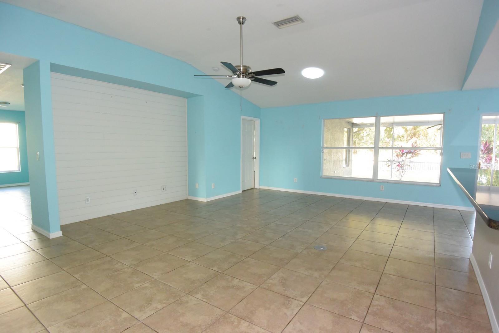 KINGSFIELD LAKES PH 2 - Residential