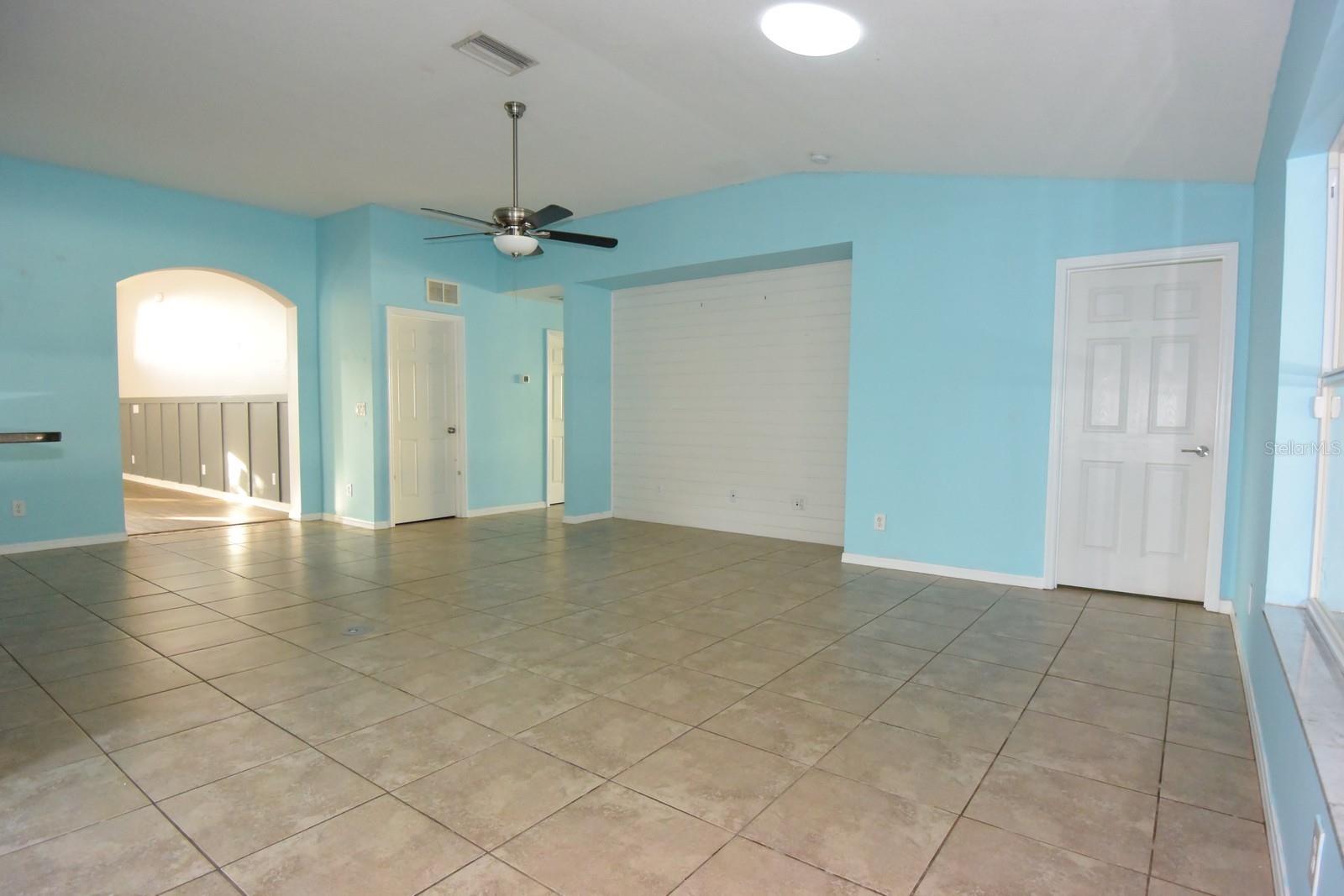 KINGSFIELD LAKES PH 2 - Residential