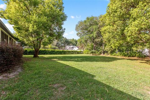 Tiny photo for 206 SE 15th Avenue, Ocala, FL 34471 (MLS # OM721957)