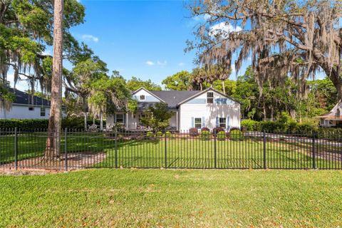 Tiny photo for 206 SE 15th Avenue, Ocala, FL 34471 (MLS # OM721957)