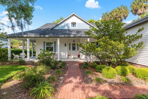 Tiny photo for 206 SE 15th Avenue, Ocala, FL 34471 (MLS # OM721957)