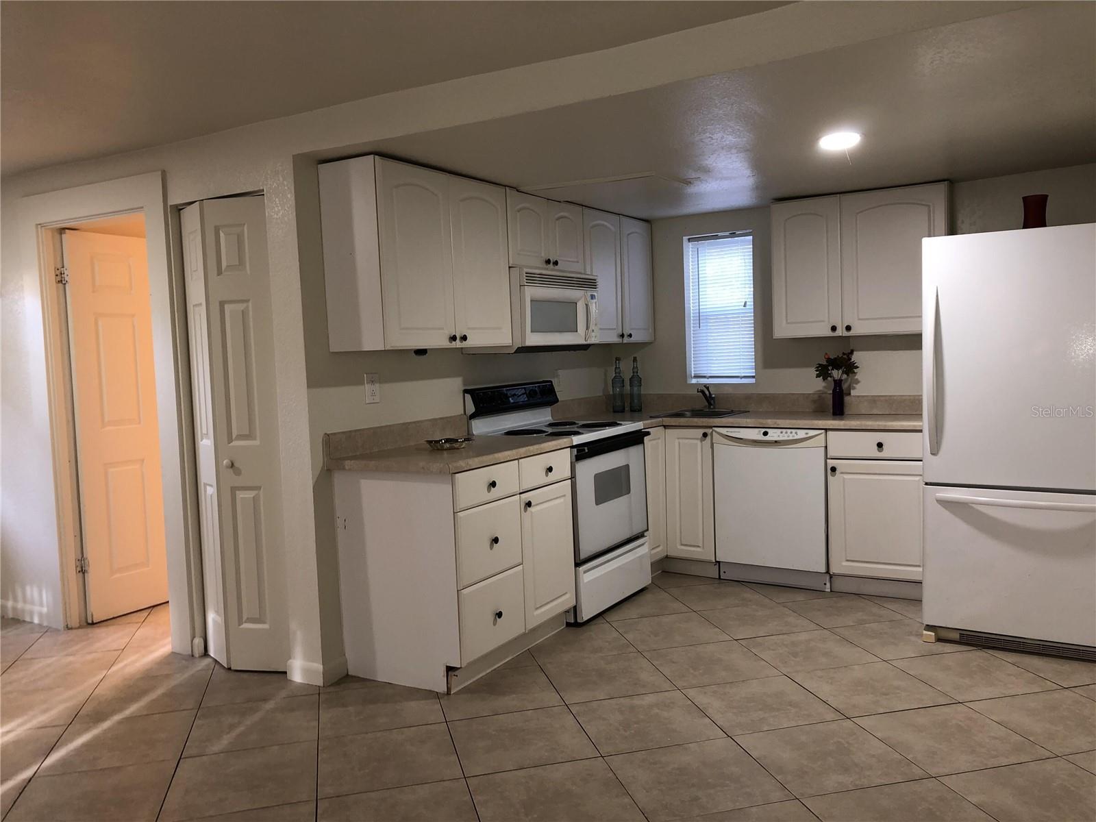 MELROSE SUB - Residential Lease