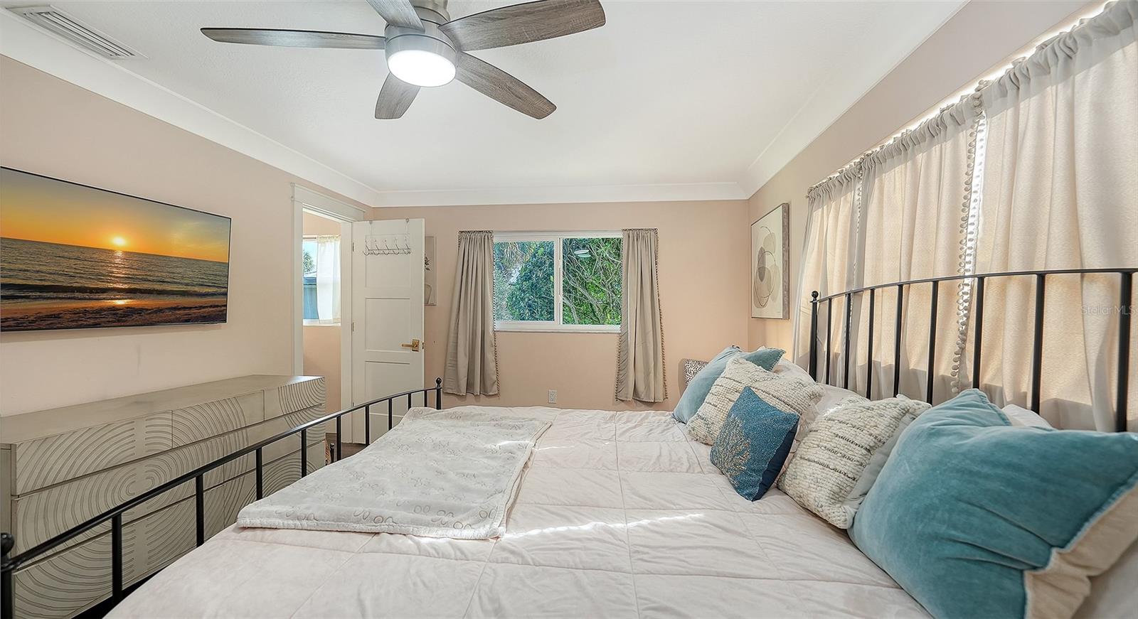 COUNTRY CLUB SHORES SEC 02 - Residential