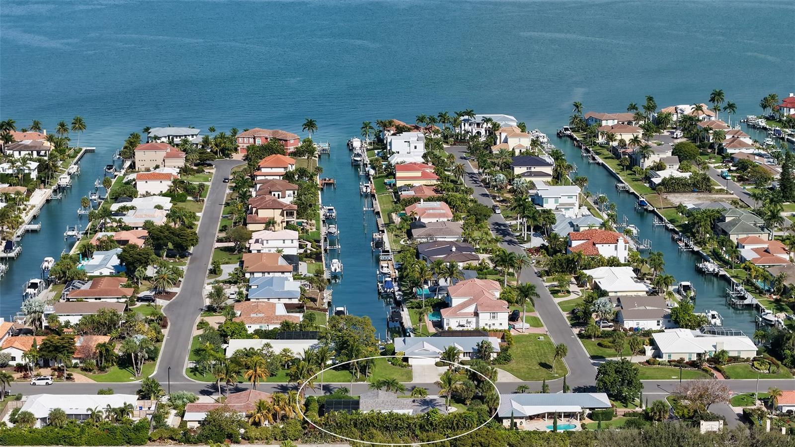 COUNTRY CLUB SHORES SEC 02 - Residential