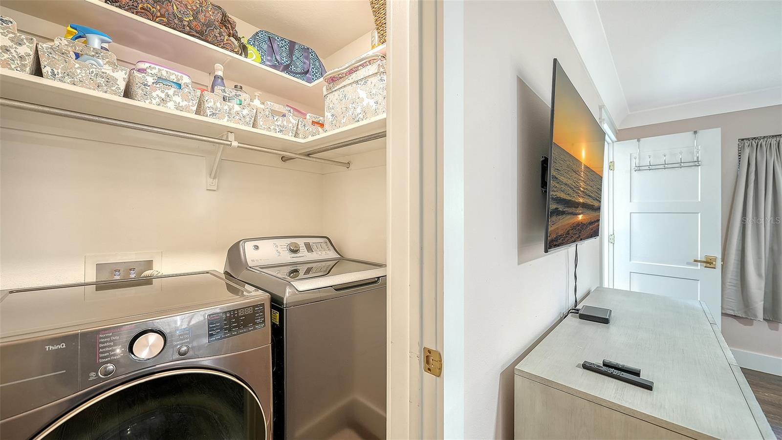 COUNTRY CLUB SHORES SEC 02 - Residential