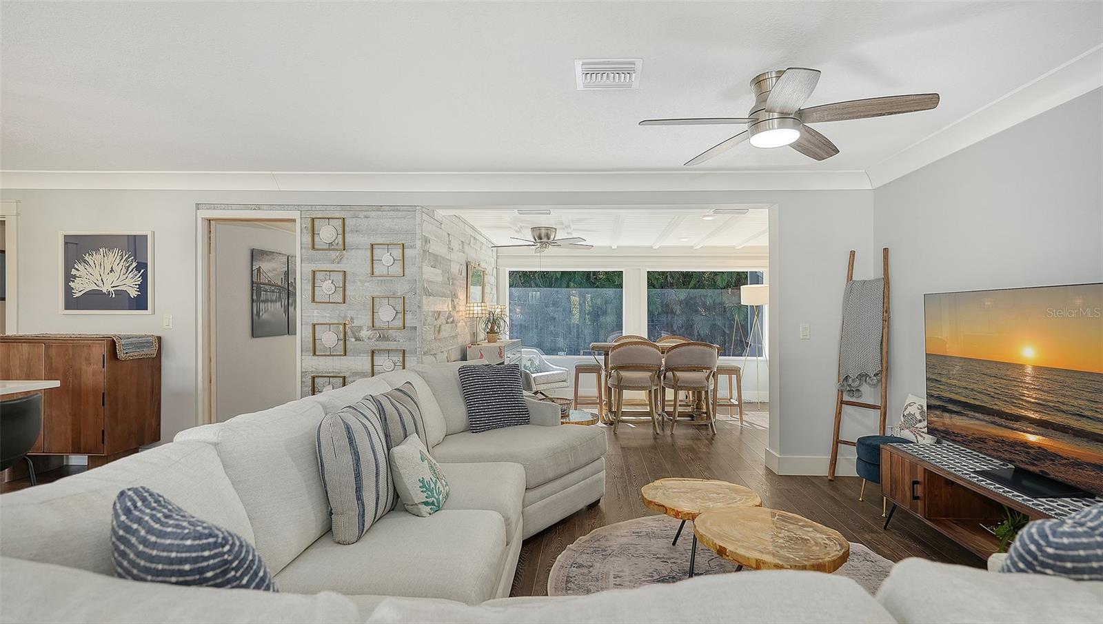 COUNTRY CLUB SHORES SEC 02 - Residential