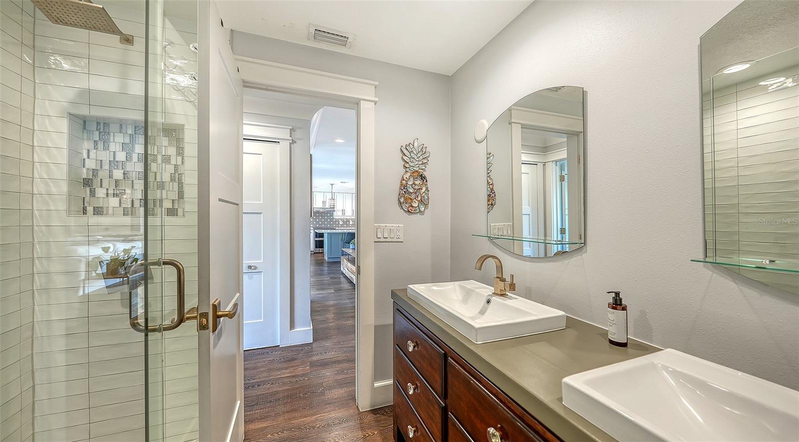 COUNTRY CLUB SHORES SEC 02 - Residential