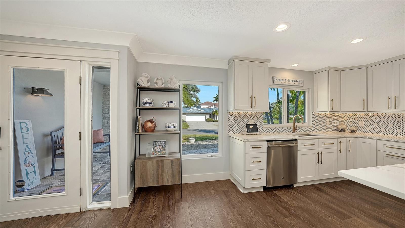 COUNTRY CLUB SHORES SEC 02 - Residential