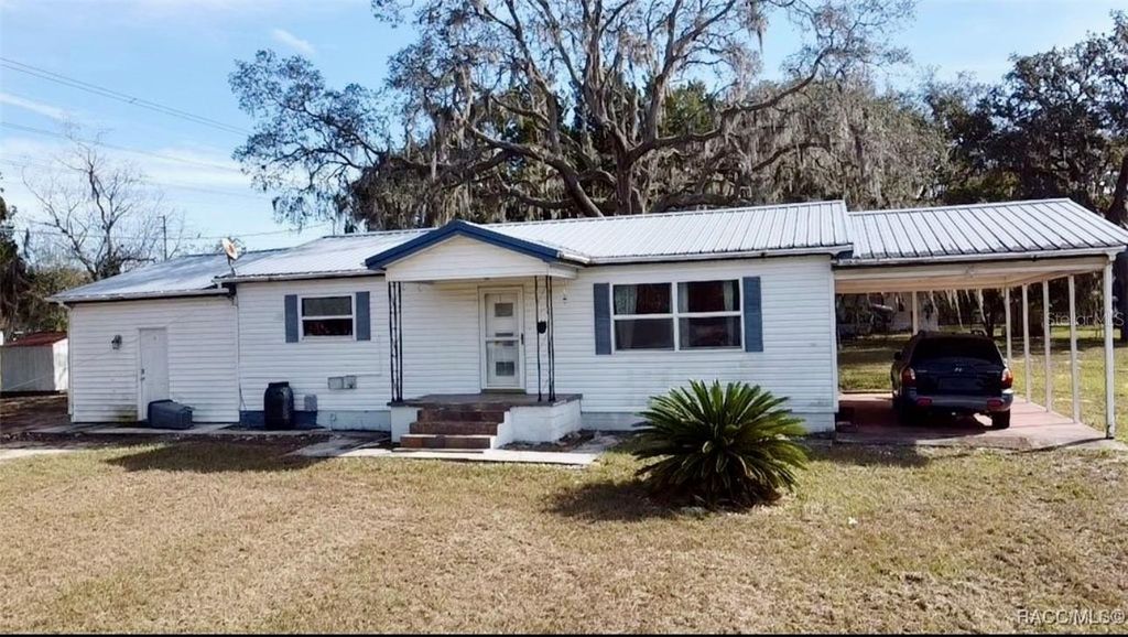 Photo of 4900 W Trinity Place, Lecanto, FL 34461 (MLS # W7879253)