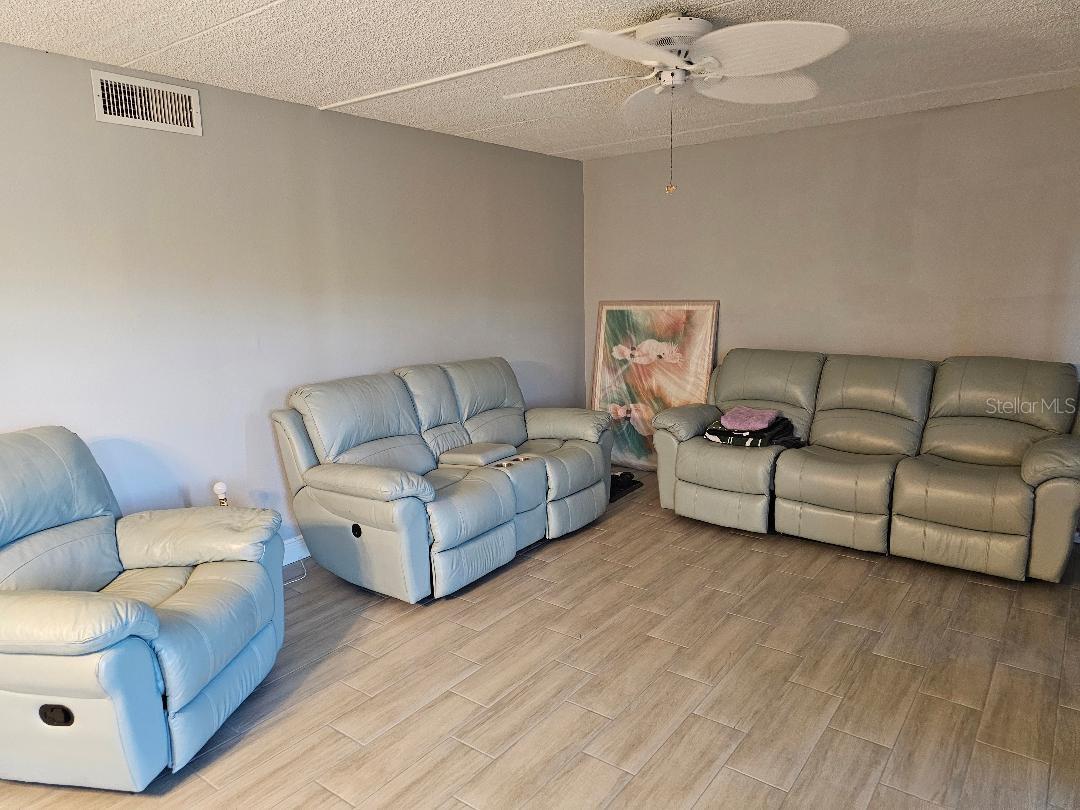 BAY POINTE CONDO - Residential