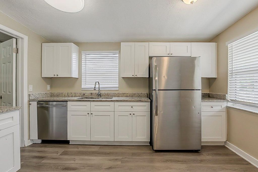 Photo of 4010 Emerson Avenue S, St Petersburg, FL 33711 (MLS # O6304092)